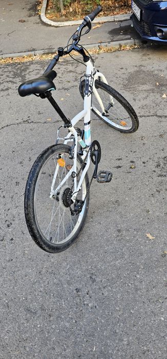 Bicicleta 24 BTWIN original 100 alb 135-150 cm