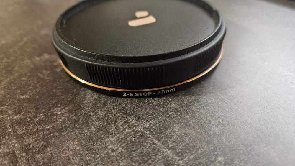 Polarpro Filtru ND Densitate Variabila 0.6-1.5 77mm