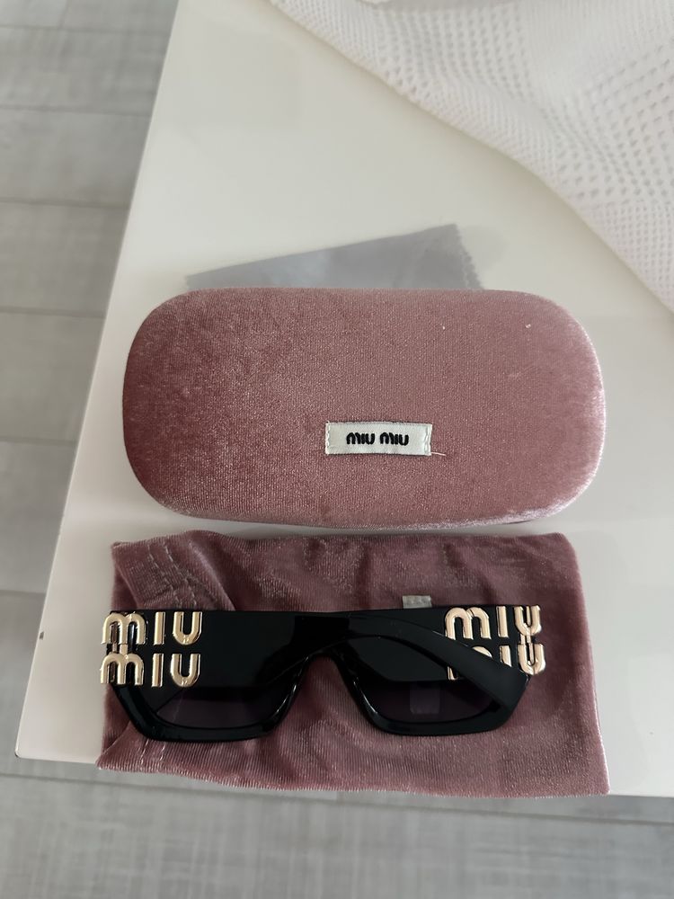 Miu miu слънчеви очила