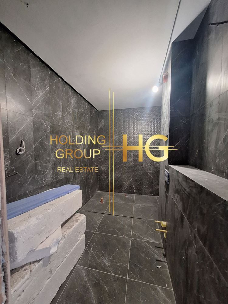 Продава се Тристаен апартамент в Варна, Бриз - 134 кв.м за 2314 €/кв.м - Снимка #1
