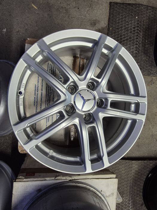 Джанти Dezent 17 цола 5х112 , 7.5j ,et40 Mercedes  Audi  Skoda  Vw