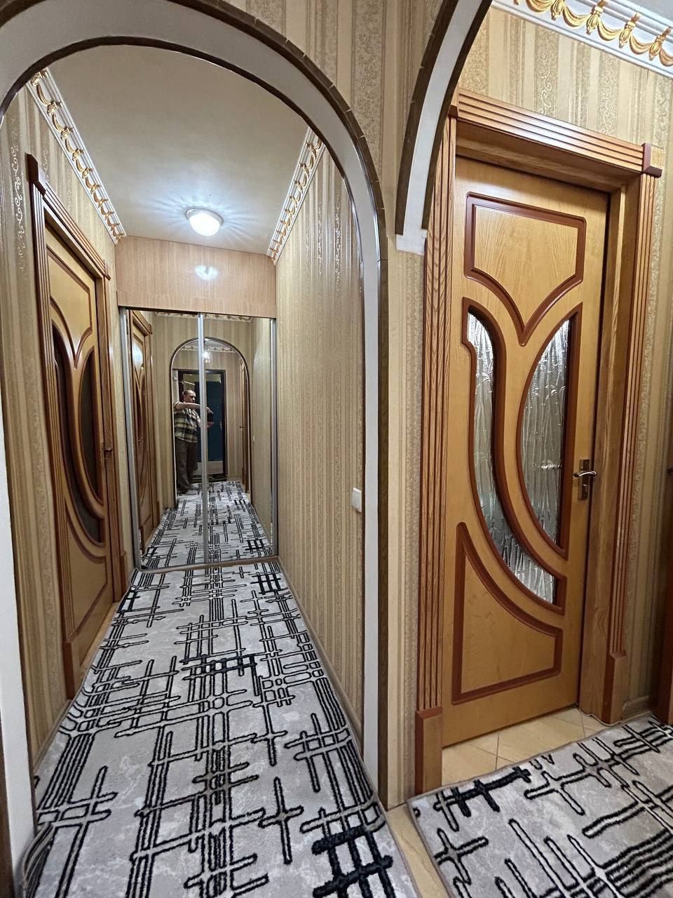 2 хона 2 этаж Горгаз Кодак
Панельный дом 
Барча жихозлари колади 
3450