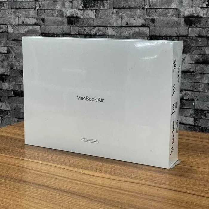 новый MacBook Air 15.4" m2 8Gb 256Gb Starlight RFB