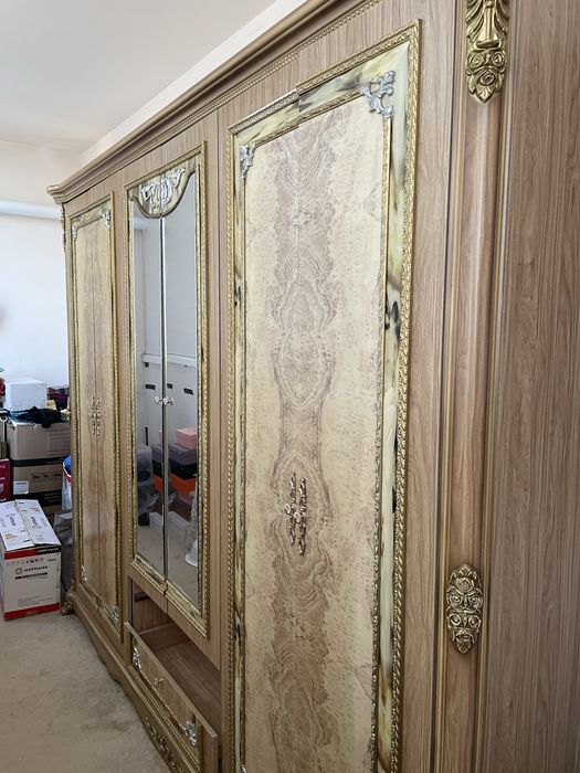 Spalniy Mebel kamplekt sotiladi