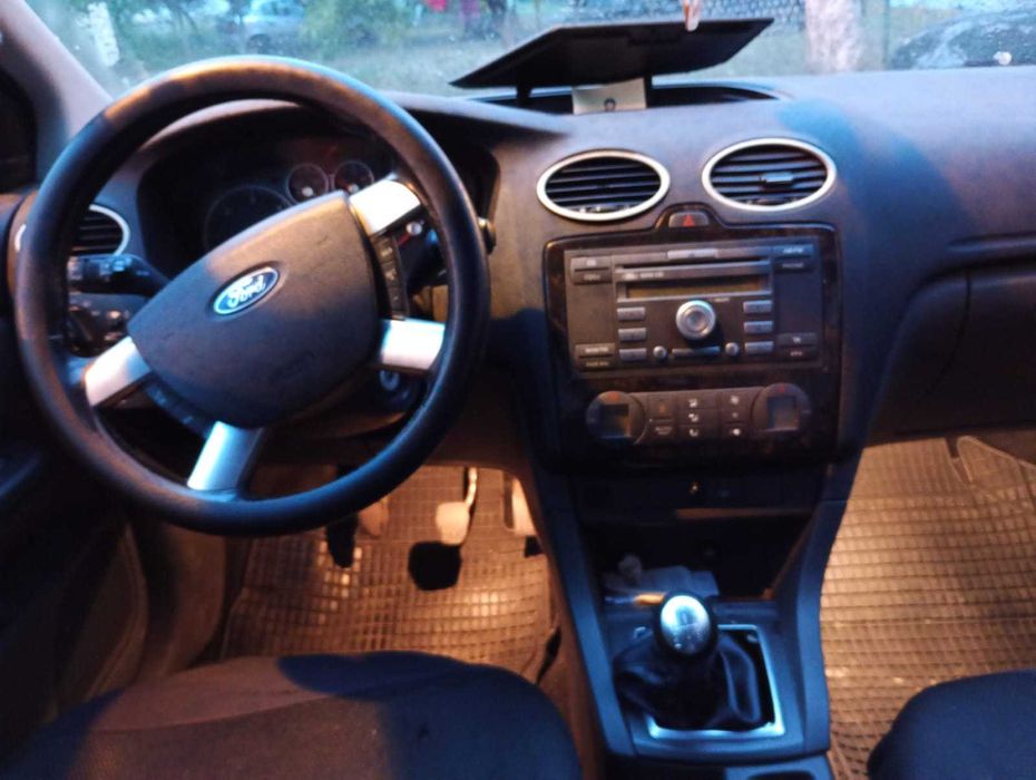Vând Ford Focus 2
