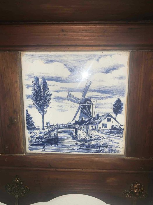 Cuier cu tenta olandeza si 4 aghatatori din bronz