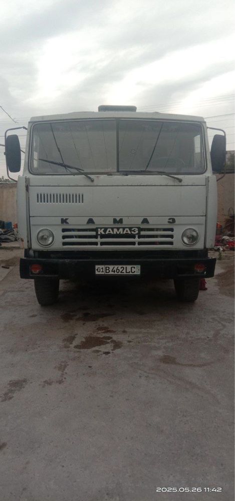 Kamaz   12.200 keliwiladi yil 83 gaz bor 400 talik balon.