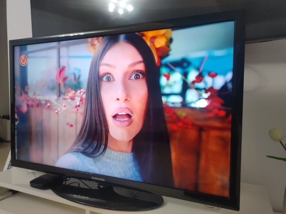 Tv Samsung 102 cm impecabil !