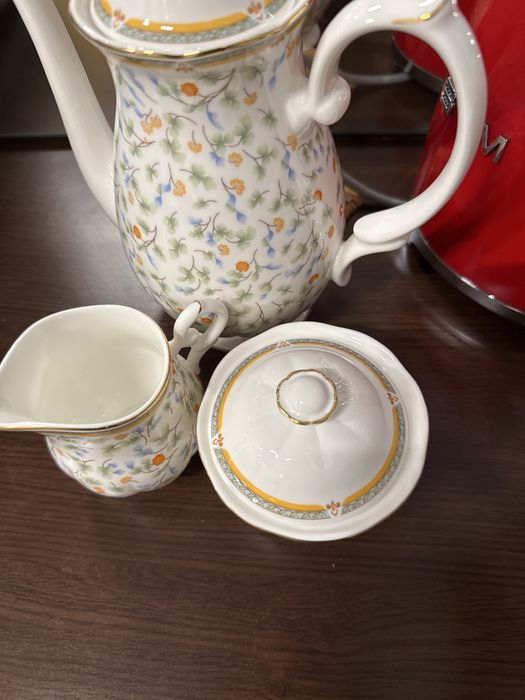 Продам столовый сервиз