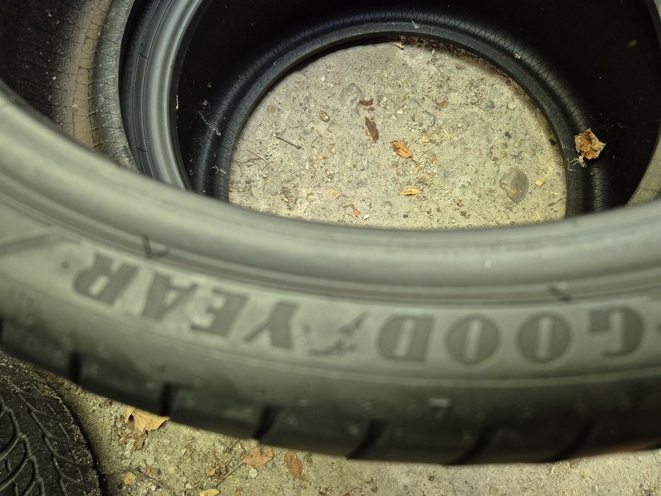 275 30 20 Anvelope de vară Goodyear Runflat