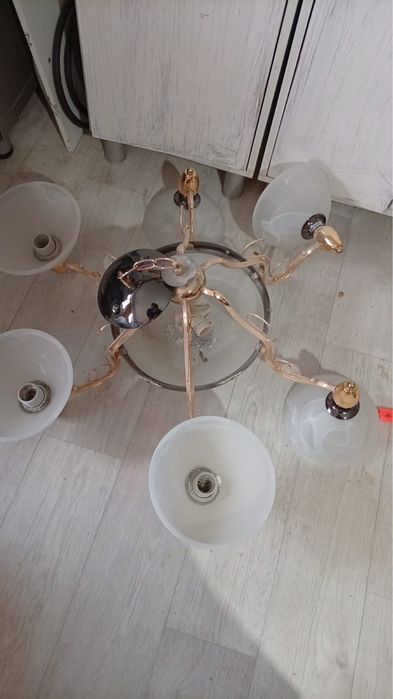 Люстра сатылады!!!