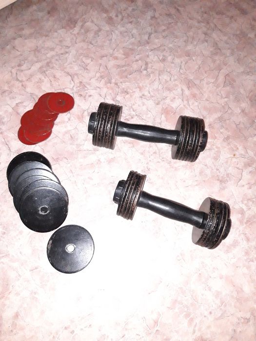 Срочно продаю гантели