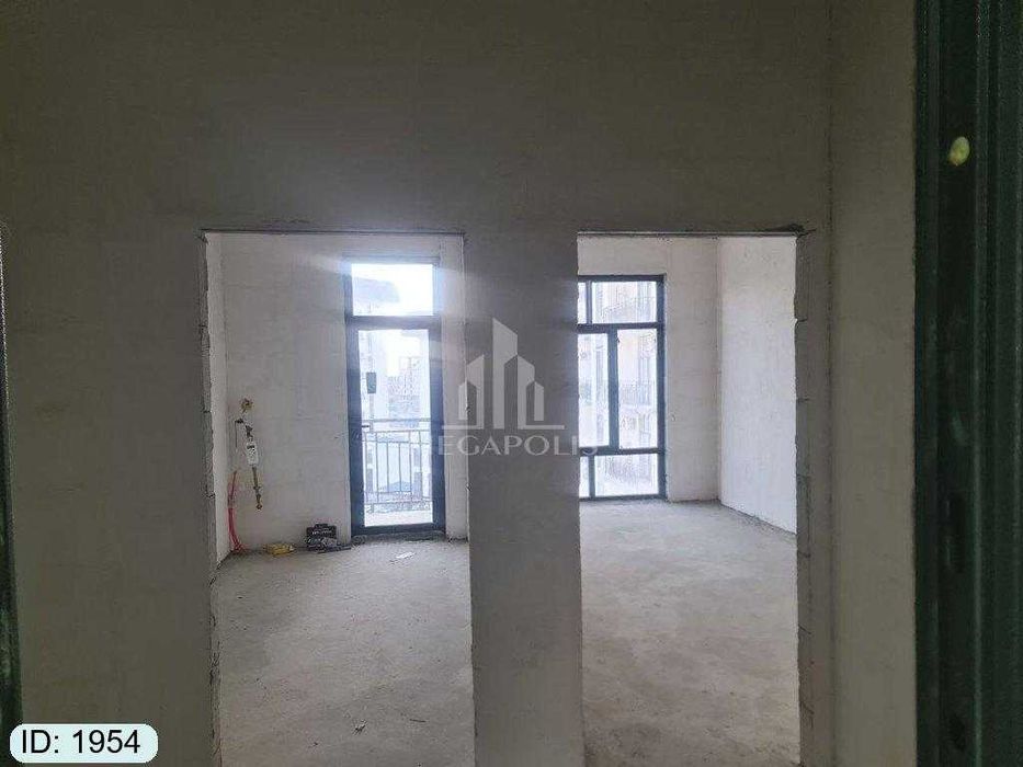 tezda Bukhara city karvon shopping tarafda karobka 1 xona №1954