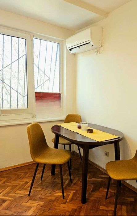 Дава се под наем Едностаен апартамент в София, Център - 35 кв.м за 550 € - Снимка #3