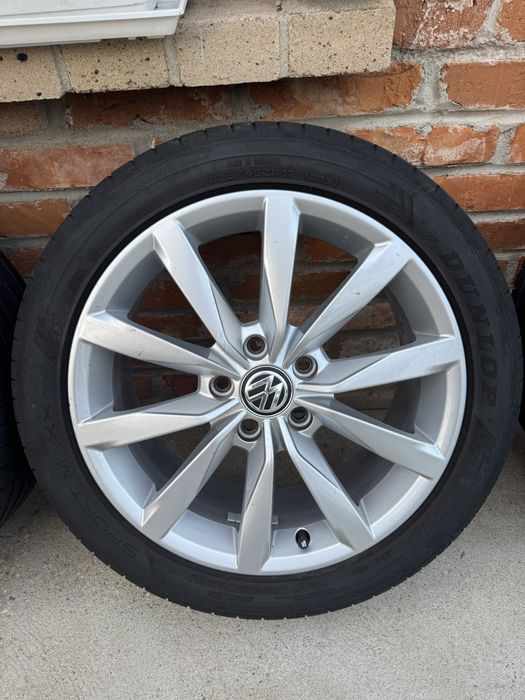 Jante aliaj Dijon VW Audi Skoda 225/45/R17 Dunlop