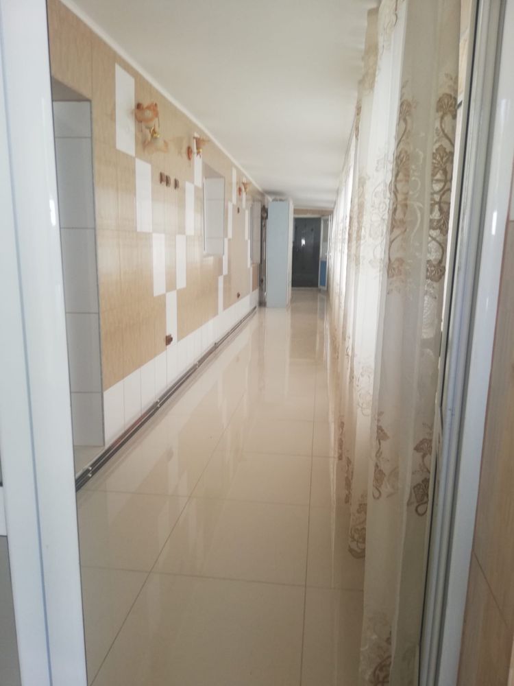 Casa zonă bună, libera, pret de apartament.