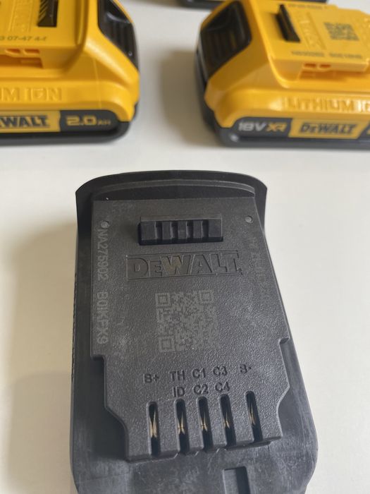 Акумулаторна батерия DeWALT McLaren Powerstack DCBP034 18V  ПРОМО ЦЕНА