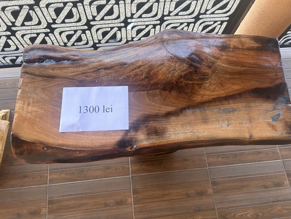 Masuta de cafea din lemn masiv