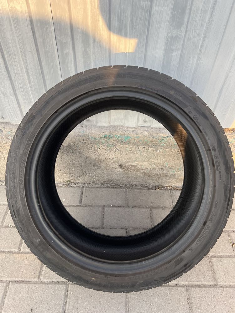 Yokohama 245/40r18 бУ 1шт