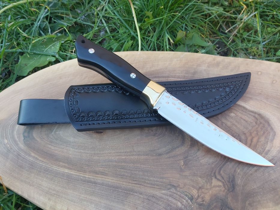 Ловен нож фултанг с кожена кания LN410