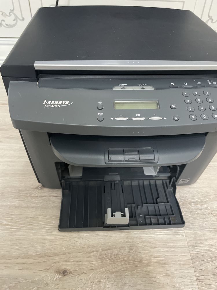 Принтер CANON I-SENSYS MF4018  3 в одном сканер, принтер и копир.