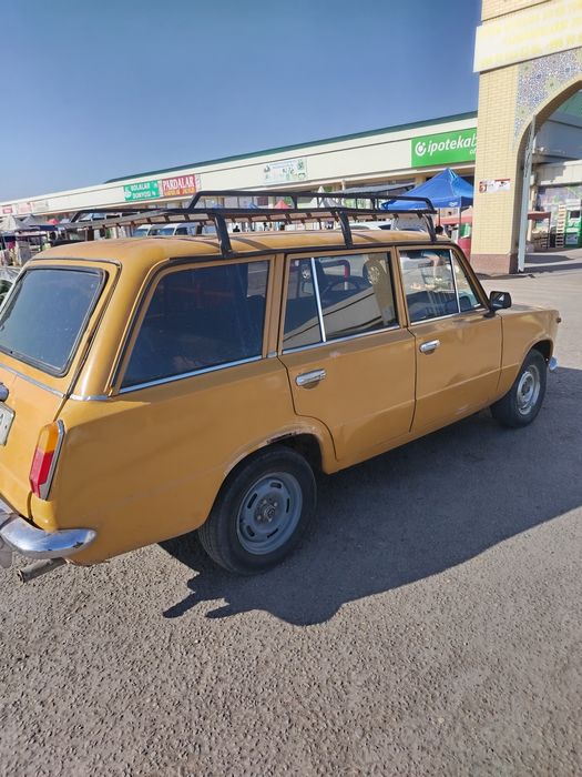 Ваз2102 сотилади