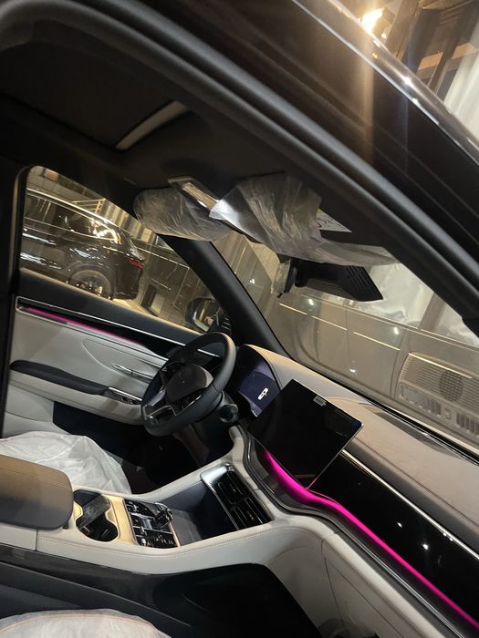 BYD   Чимпон гибрить  Янги 2025 ел