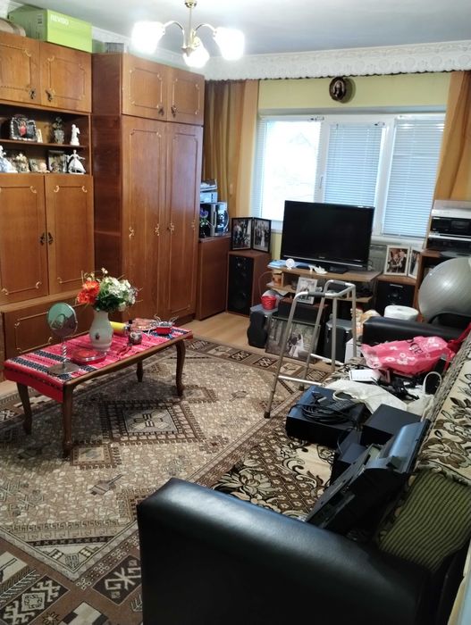 schimb apartament 2 camere decomandat et.3 cu similar parter sau et.1