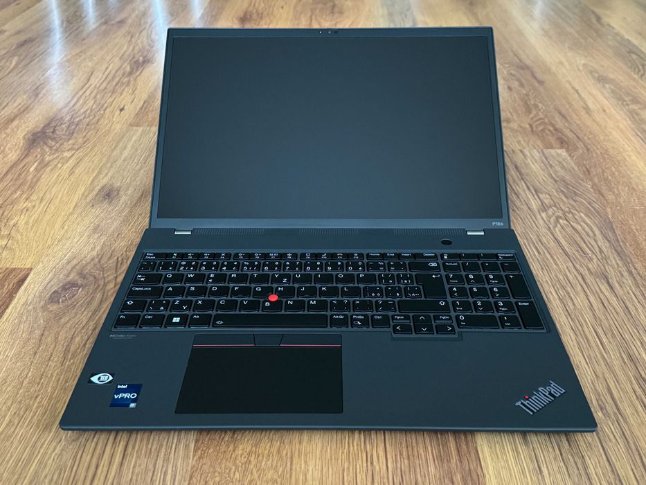 16 2.5K WQXGA i7-1270p Lenovo ThinkPad P16s 32GB RAM/512GB/Nvidia T550
