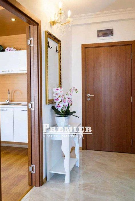 Продава се Двустаен апартамент в к.к. Слънчев бряг - 64 кв.м за 877 €/кв.м - Снимка #12