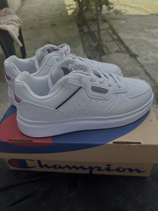 Vand adidasi champion marime 37