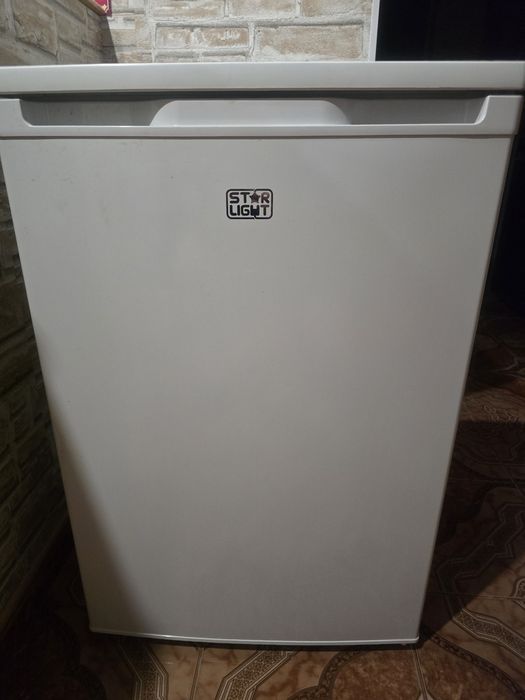 Se vinde congelator Star Light bine întreținut