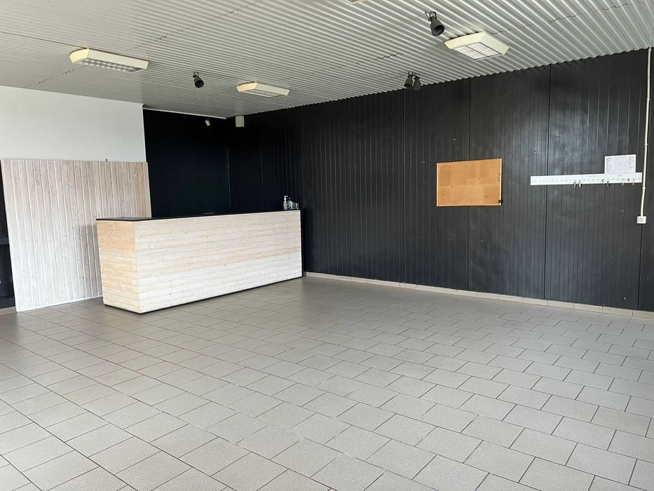 Proprietar inchiriez hala  in Alba Iulia, suprafata 220 mp
