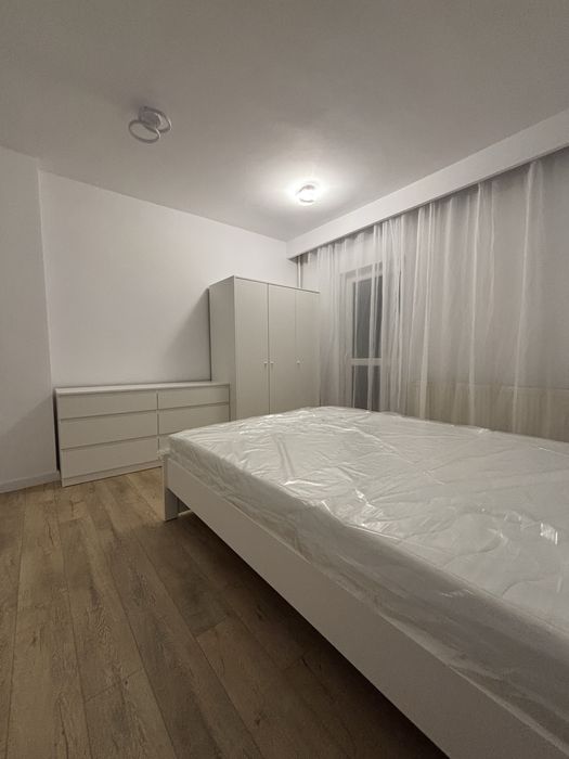 Închiriez apartament 3 camere, cartier Cireșica