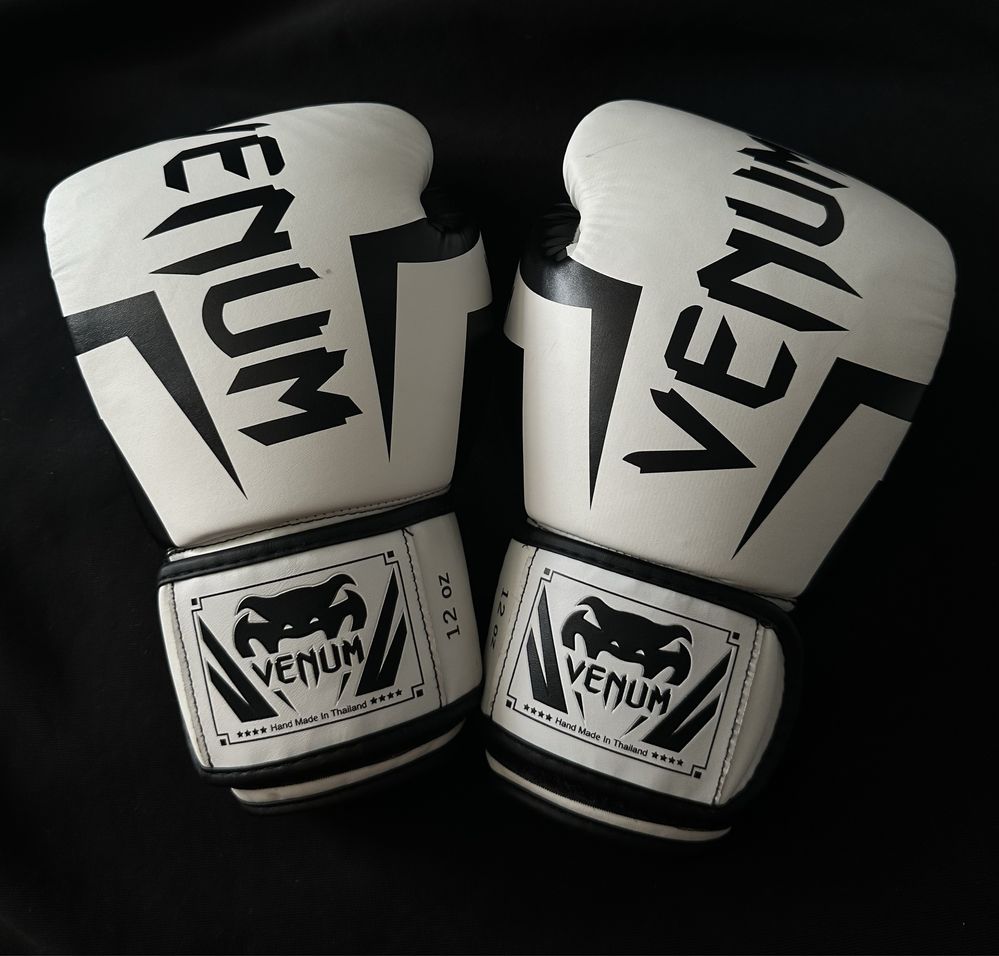 продам перчатки VENUM обе пары!!!