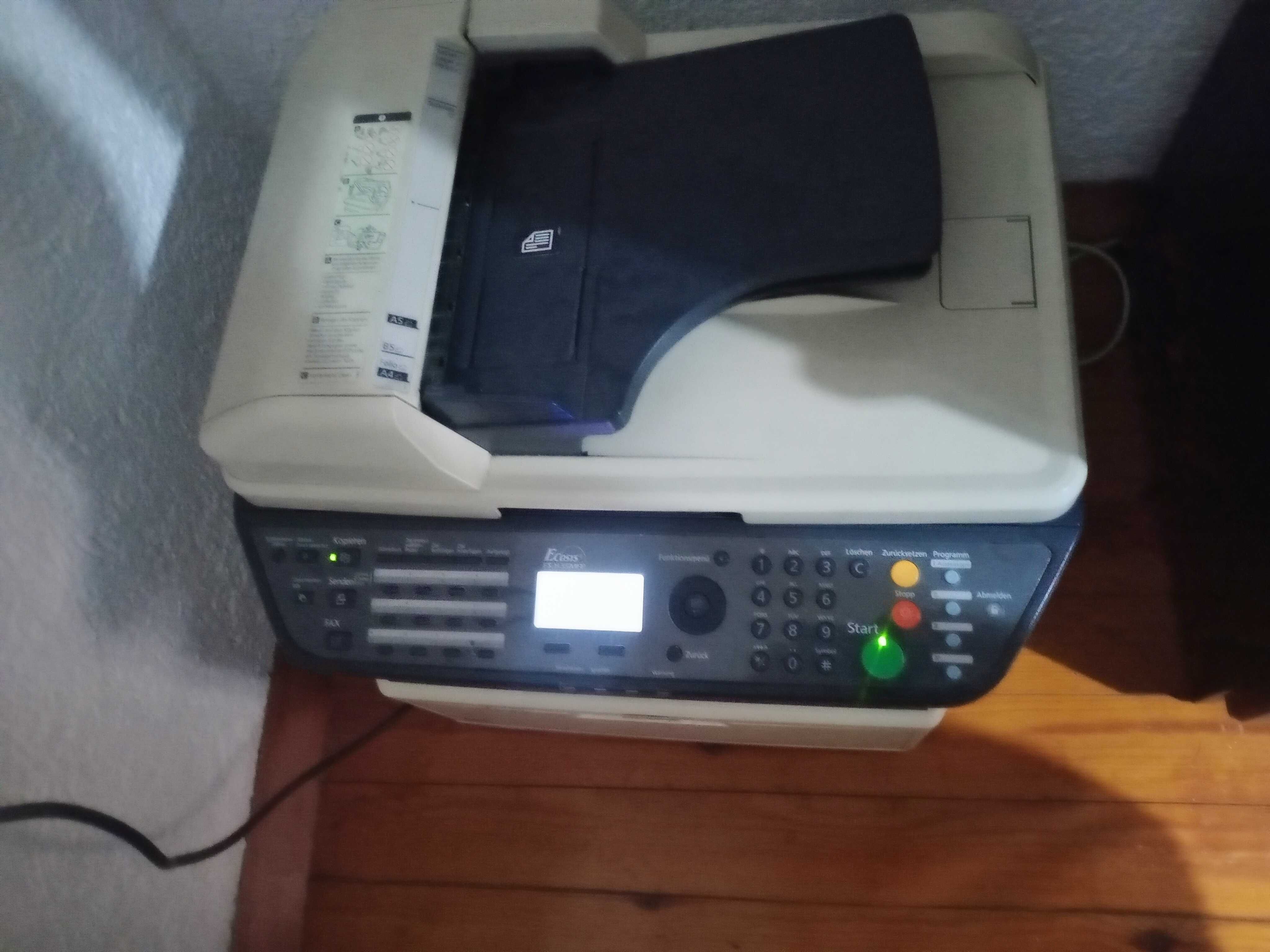 Продавам Принтер