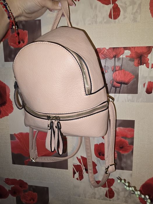 Vand rucsac pentru dama