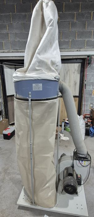 Exhaustor praf BERNARDO DC400- 230v (furtun absorbție 102mm - 40lei/m)