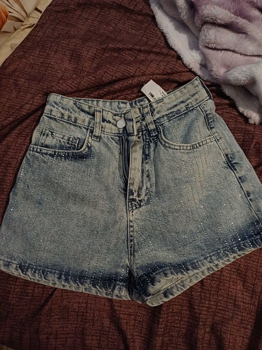 Къси дънкови панталони