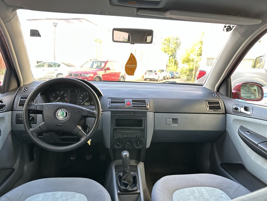 skoda fabia 1.4benzina