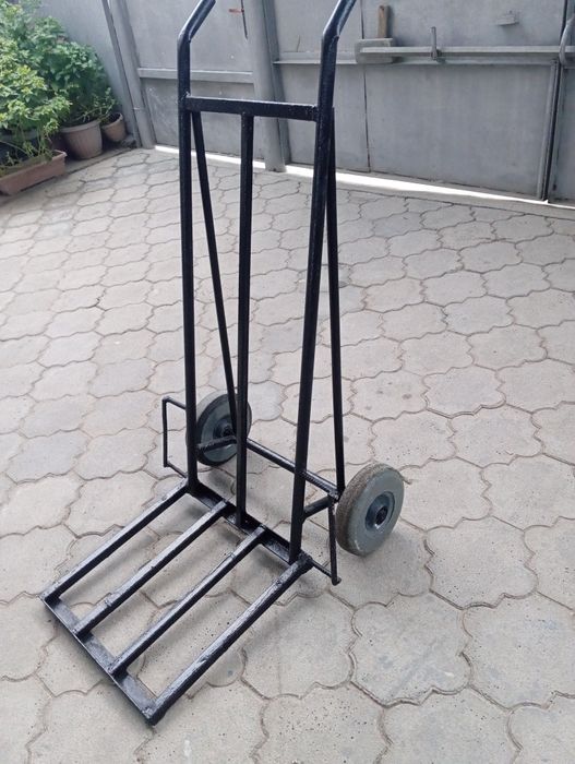 Продам тележку за 35000