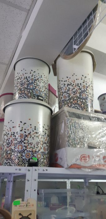 Пластмасов шкаф цветен