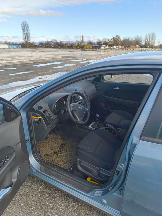 Hyundai i30 1.6 Газ