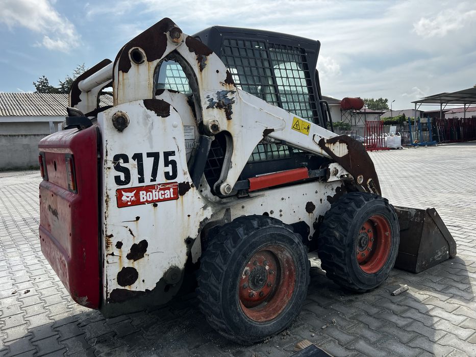 BOBCAT S175 - mini încărcător de vânzare + accesorii