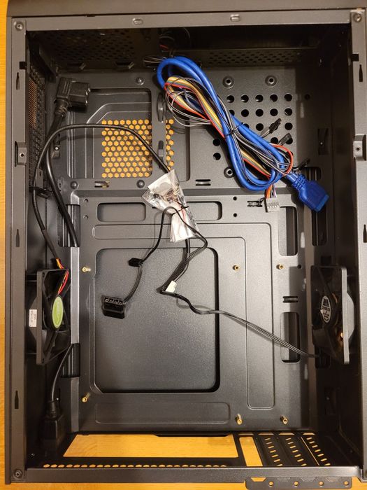 Carcasa AeroCool model PSG CS-101 BK,USB 3.0,MicroATX,MiniITX,ventilat