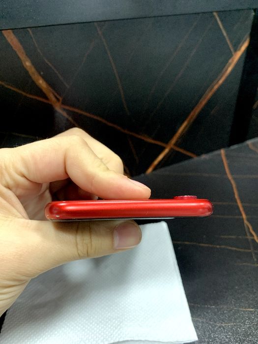 Iphone Xr holati yaxshi 64 tali