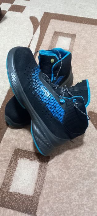 Bocanci protectie Uvex