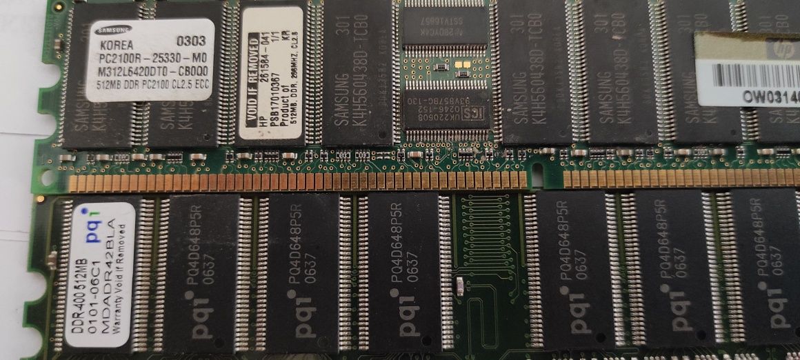 Memorii DDR400 diferite