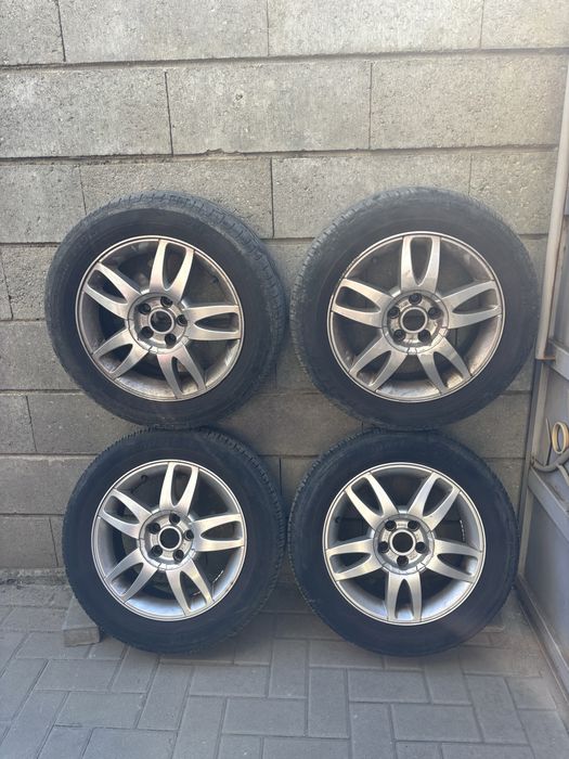 Set cauciucuri vară 185/60 R15 + jante aluminiu 15 – stare foarte bună