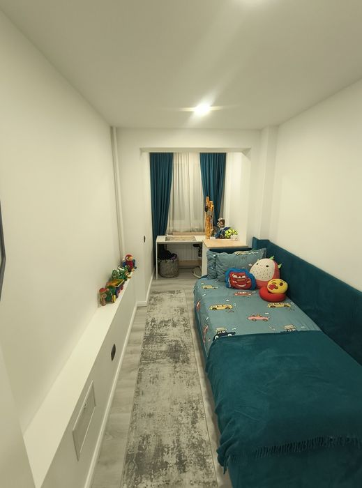 Apartament 3 camere decomandat brazda 71 mp